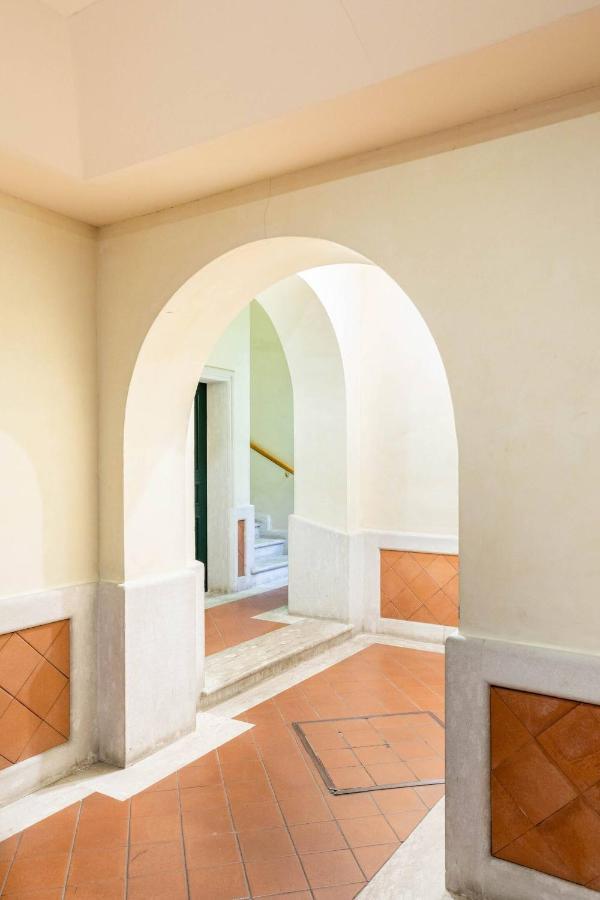 Vittoria Charme Apartment Rome Exterior photo